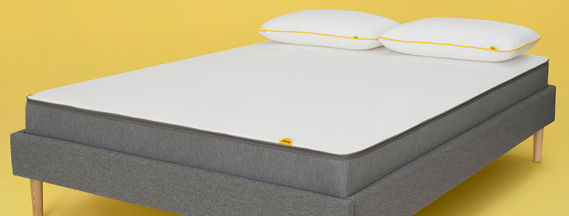 Le matelas Eve Light est plus simple, intéressant et moins cher